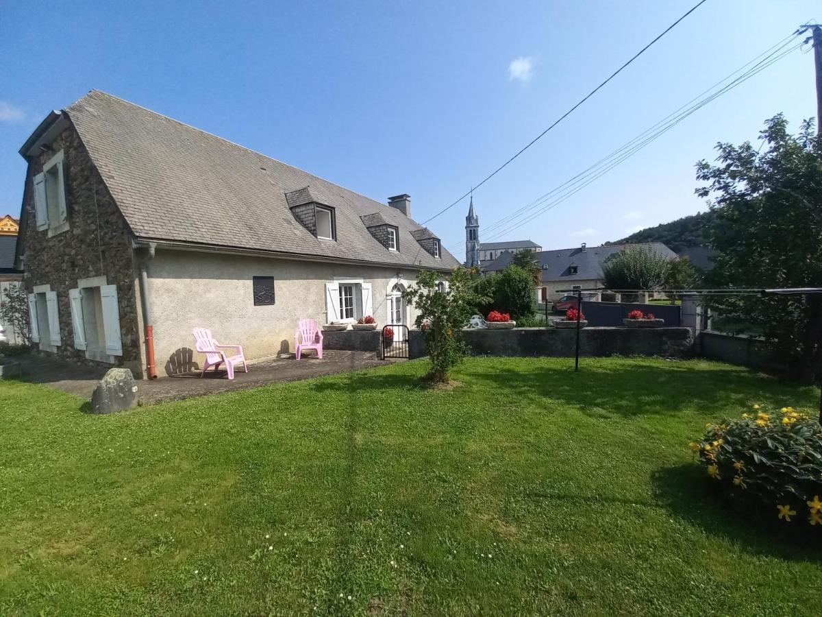 Maison De Vacances Adé Eksteriør billede
